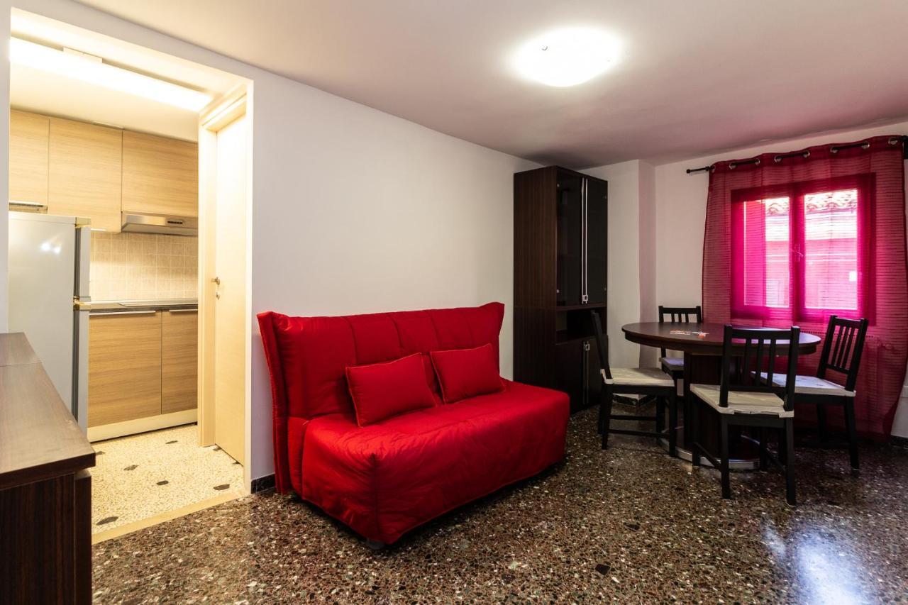 Veneziacentopercento Ole Apartment Bagian luar foto